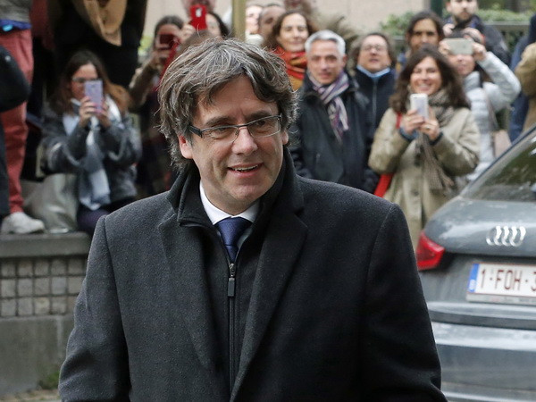 750.000 người biểu tình đòi thả tự do cho các cựu lãnh đạo Catalonia ảnh 1