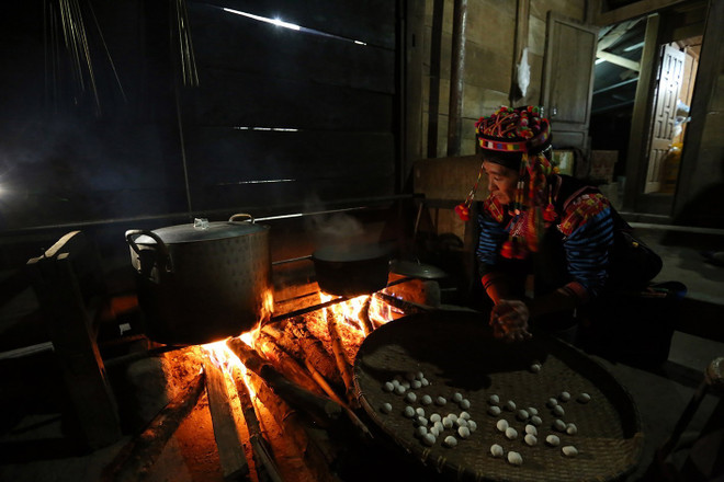 Về cực Tây Tổ quốc, vui Tết Khù Sự Chà của dân tộc Hà Nhì ảnh 2