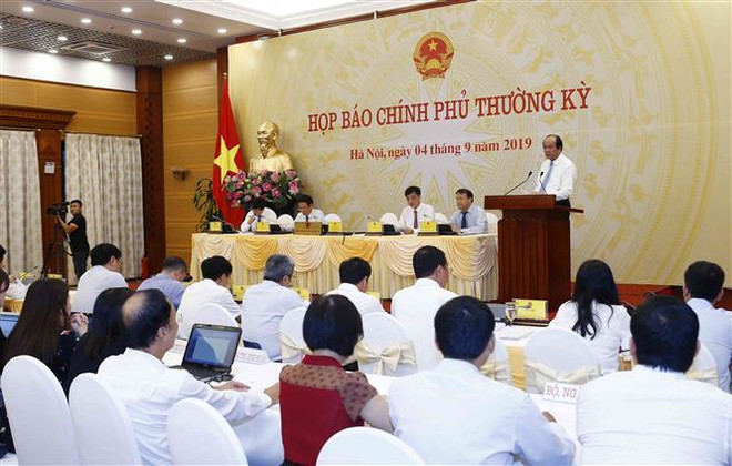 Họp báo Chính phủ: Lấy ý kiến về quy định hàng hóa 'Made in Vietnam' ảnh 1