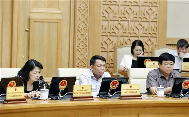 Các thành viên Chính phủ và khách mời tham dự phiên họp. (Ảnh: Thống Nhất/TTXVN) Thủ tướng: Cần có cơ chế, chính sách thuận lợi, phục vụ phát triển ảnh 1