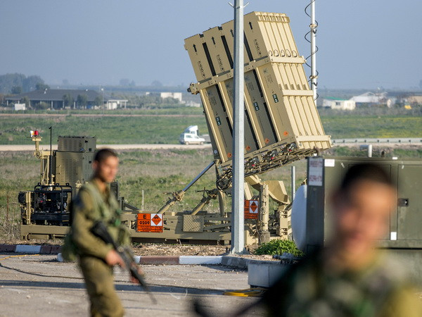 Canada mua 10 hệ thống radar tương tự hệ thống Vòm Sắt ảnh 1