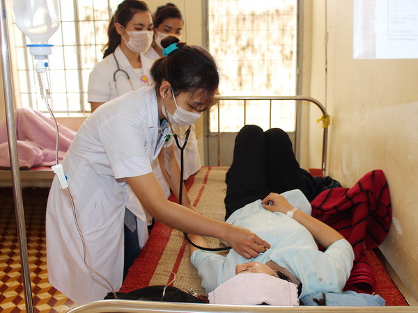 21 nữ tu ở Đắk Lắk nhập viện nghi do ngộ độc thực phẩm ảnh 1