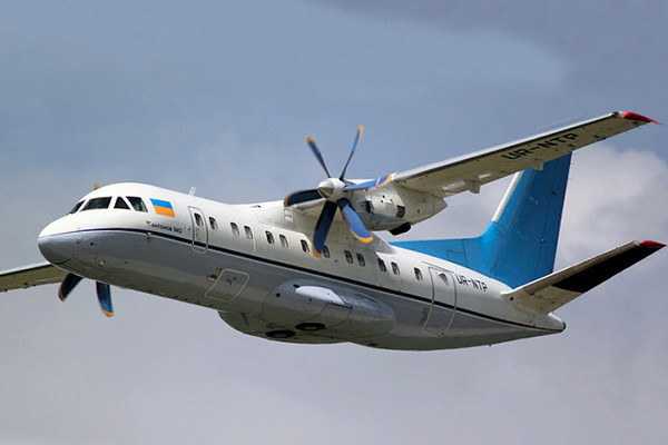 Nga sẵn sàng thảo luận việc mua giấy phép máy bay An-140 của Ukraine ảnh 1