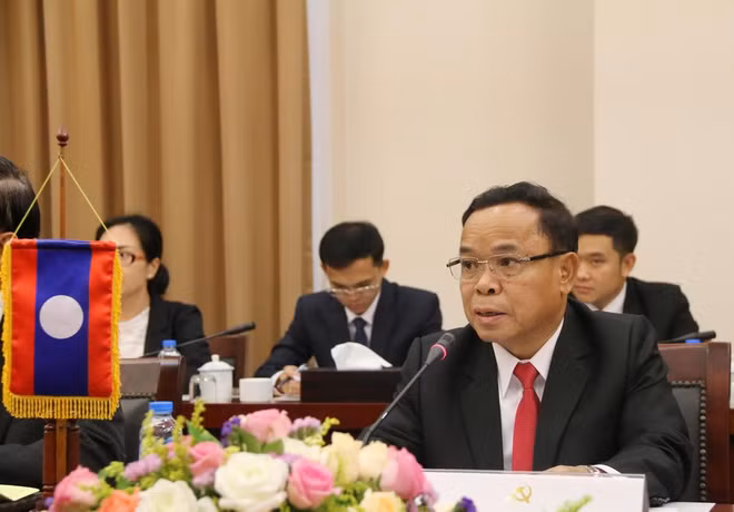 Tổng Bí thư, Chủ tịch Lào tiếp Đoàn Văn phòng TW Đảng CS Việt Nam ảnh 3