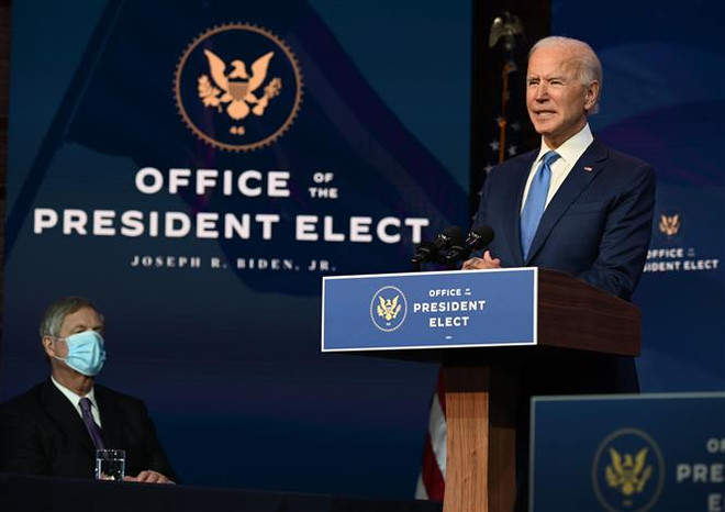 Bầu cử Mỹ 2020: Đại cử tri tại 6 bang chiến địa bỏ phiếu cho ông Biden ảnh 1