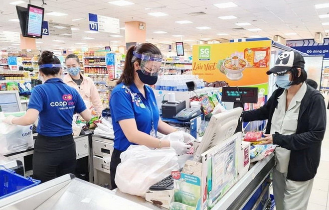 Giảm giá và khuyến khích người tiêu dùng sử dụng hàng Việt ảnh 1