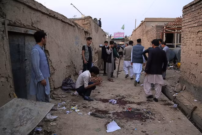 Afghanistan: Đánh bom và đấu súng tại đồn cảnh sát, 2 người thiệt mạng ảnh 1