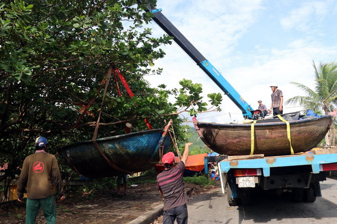 Đà Nẵng yêu cầu người dân không ra khỏi nhà từ 20 giờ ngày 27/10 ảnh 1