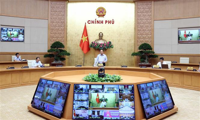 Thủ tướng: Xem xét mở lại một số đường bay thương mại quốc tế ảnh 2