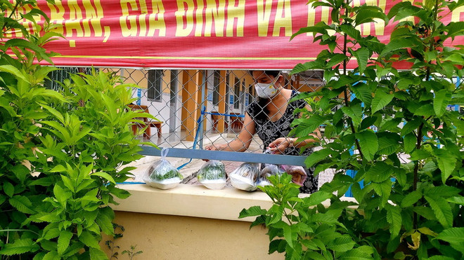 Lực lượng y tế cơ sở ở Cần Thơ nỗ lực vượt khó trong dịch COVID-19 ảnh 2