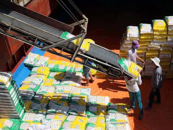 Những gam màu sáng trong bức tranh kinh tế-xã hội năm 2017 ảnh 1