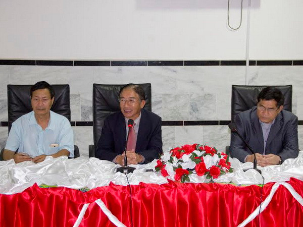 Đại sứ quán tại Angola thăm và làm việc với cộng đồng người Việt ảnh 3