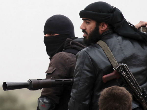 Syria: Nhóm khủng bố Dzhebhat en-Nusra nhận vũ khí trực tiếp từ Mỹ ảnh 1