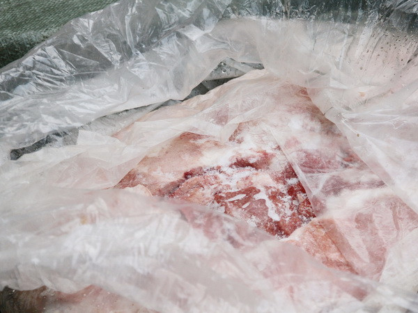 Bình Phước phát hiện và tiêu hủy số lượng lớn thịt hôi thối ảnh 1