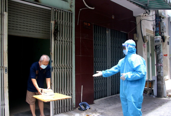 Chương trình "Khép cửa đọc sách" trong khu cách ly, phong tỏa ảnh 3