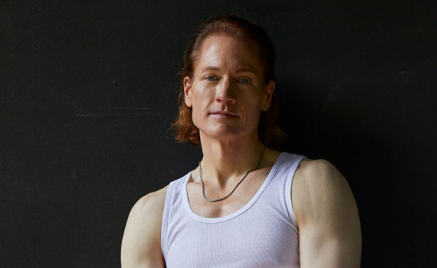 "Đại gia" chi 2 triệu USD mỗi năm để níu kéo tuổi trẻ ảnh 1