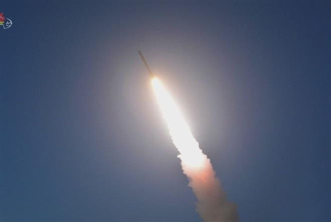 KCNA: Triều Tiên diễn tập phóng tên lửa hành trình chiến lược ảnh 1