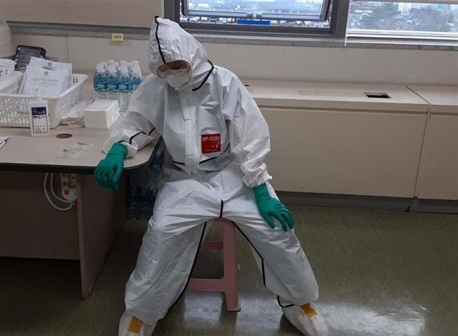 Hàn Quốc thảo luận biện phó ứng phó dịch COVID-19 với 5 nước ảnh 1