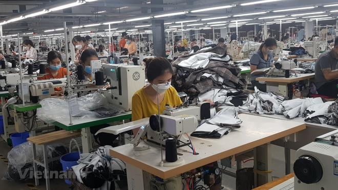 Sôi nổi không khí lao động, sản xuất ở Thủ đô những ngày đầu năm ảnh 3