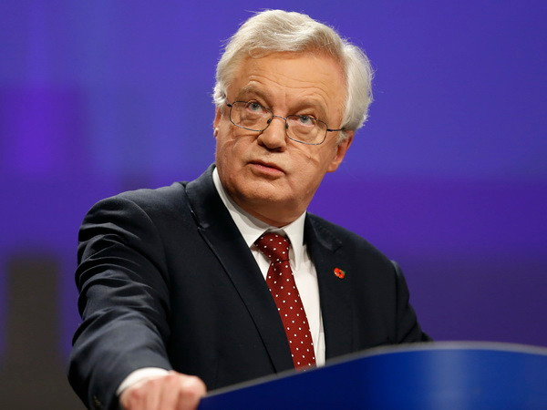 Anh cam kết duy trì tự do đi lại giữa khu tài chính London với EU ảnh 1