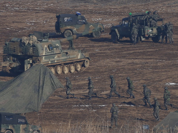 Giới chức Mỹ sẽ sớm gặp công dân bị bắt giữ gần biên giới liên Triều ảnh 1