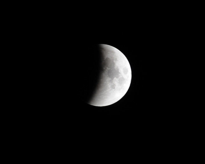 Người dân Bắc Mỹ được chiêm ngưỡng nhật thực một phần ảnh 1