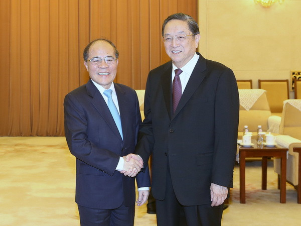 Chủ tịch Quốc hội hội kiến Chủ tịch Chính hiệp Trung Quốc ảnh 1