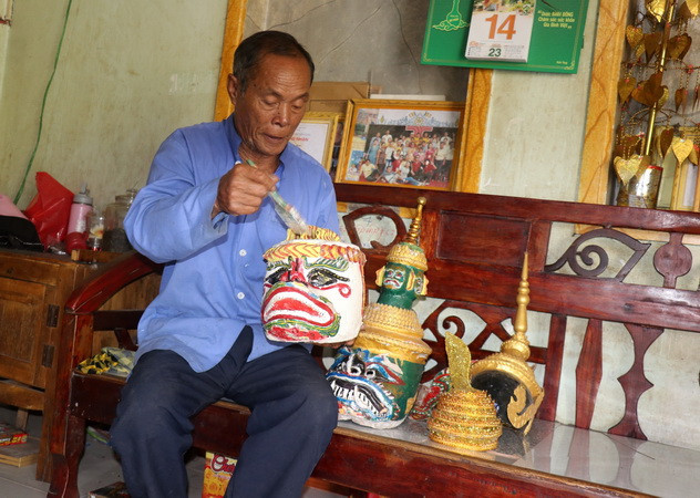 Nghệ nhân Danh Bê gìn giữ, lưu truyền văn hóa nghệ thuật Khmer ảnh 3