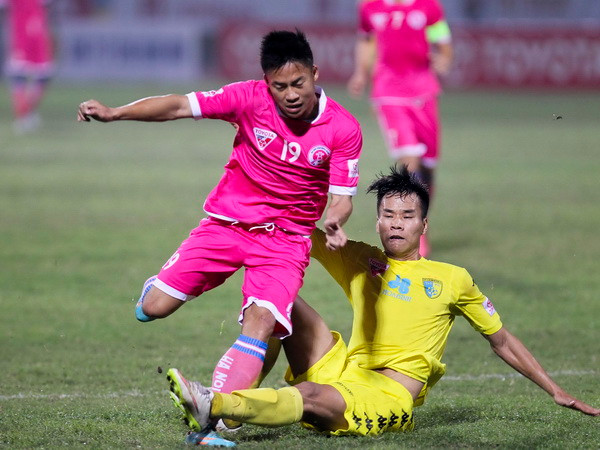 Trận derby thiếu lửa giữa hai đội bóng Thủ đô Hà Nội ảnh 1