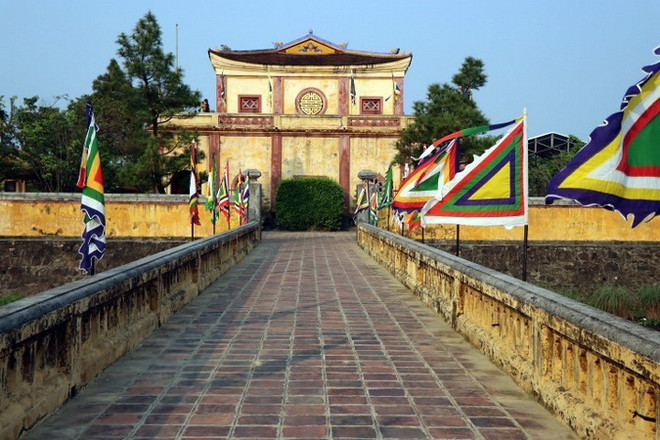 Khai trương không gian Tàng Thơ Lâu, giới thiệu thư tịch triều Nguyễn ảnh 1