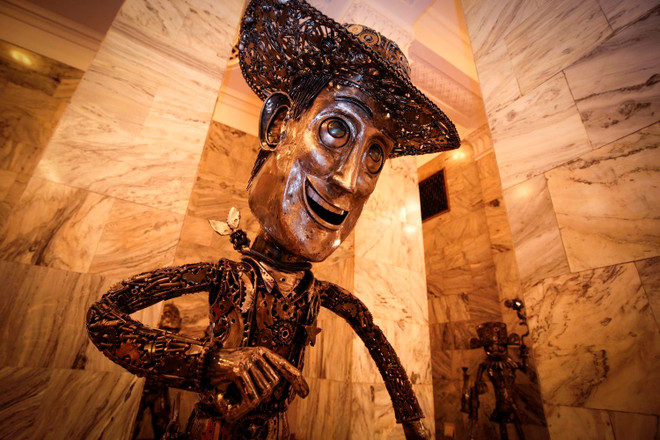 Độc đáo bộ sưu tập tác phẩm điêu khắc từ phế thải kim loại ảnh 7