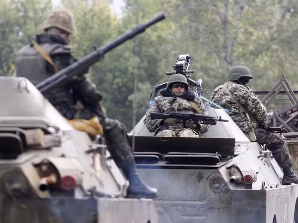 "Ukraine sẵn sàng phòng vệ nếu thỏa thuận hòa bình thất bại" ảnh 1