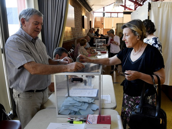 Bầu cử Hạ viện Pháp: Số cử tri vắng mặt cao kỷ lục kể từ năm 1997 ảnh 1