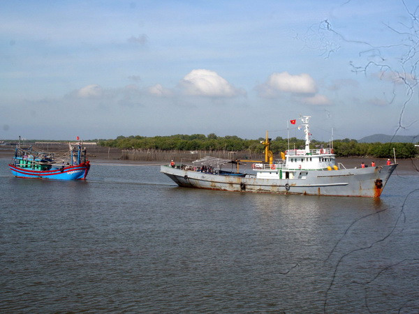 Bà Rịa-Vũng Tàu: Cứu kịp thời 7 ngư dân bị nạn trên biển ảnh 1