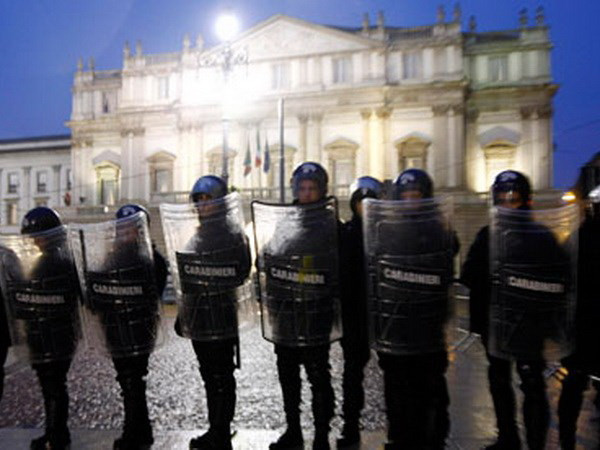 Công đoàn Italy kiện chính phủ vì lao động không được tăng lương ảnh 1