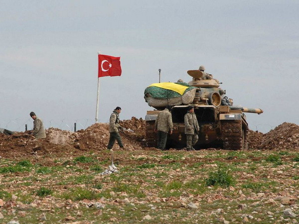 Một lính Thổ Nhĩ Kỳ thiệt mạng khi ngăn người nhập cư trái phép ảnh 1