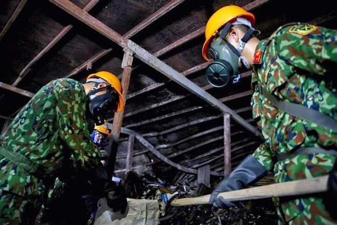 Vụ cháy Rạng Đông: Khám sức khỏe cho người dân và tẩy độc môi trường ảnh 2