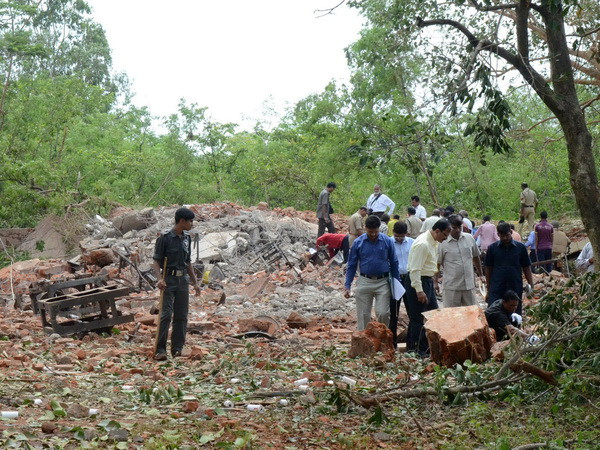 Nổ lớn phá hủy hoàn toàn 1 nhà máy sản xuất kíp nổ tại Ấn Độ ảnh 1