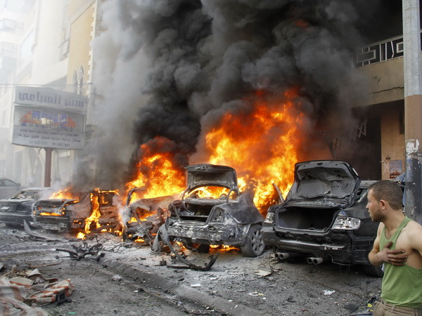 Nổ lớn gần trung tâm văn hóa Iran ở thủ đô Liban ảnh 1