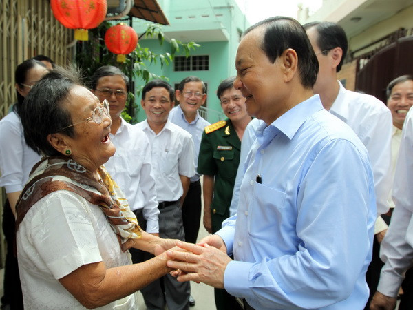 TP.HCM: 182 bà mẹ nhận danh hiệu “Bà mẹ Việt Nam anh hùng” ảnh 1