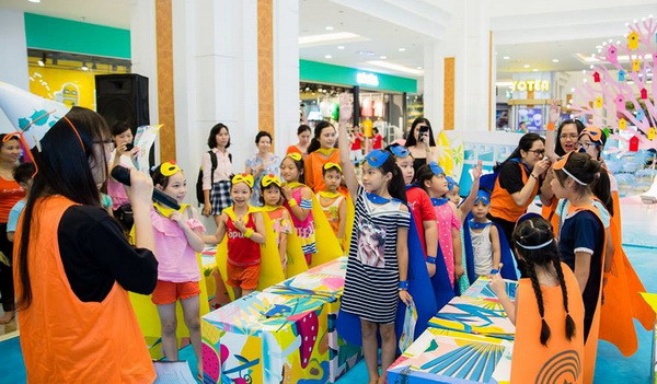 Vincom rộn ràng tuần lễ đón mùa Trung Thu đoàn viên ảnh 5