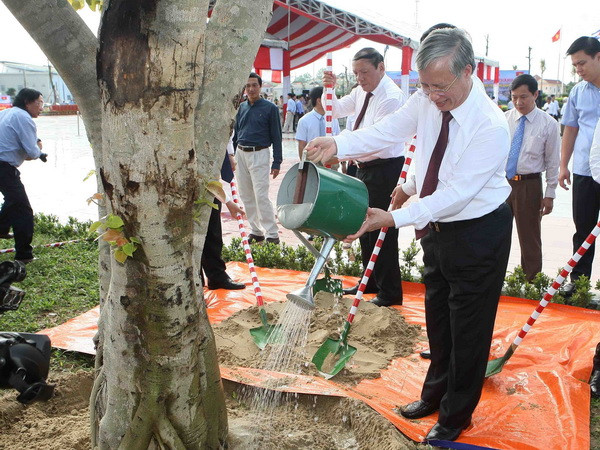Khánh thành Công viên mang tên lãnh tụ Fidel tại Quảng Trị ảnh 2