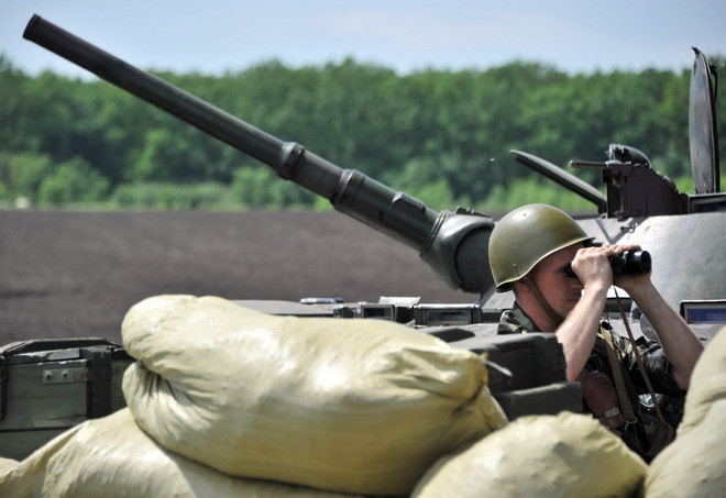 [Photo] Ukraine xác nhận Nga rút lực lượng khỏi biên giới ảnh 1