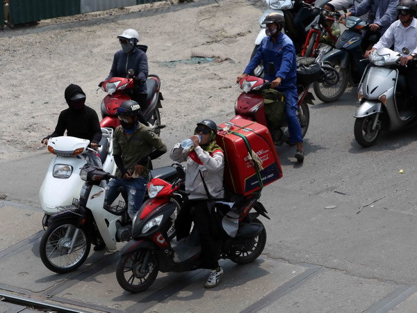 Nắng nóng ở Trung Bộ có khả năng dịu dần từ đầu tuần sau ảnh 1