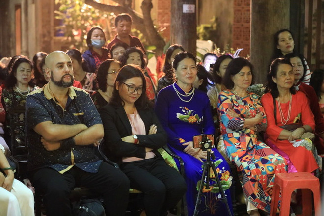 Hà Nội bảo tồn, phát huy nghệ thuật ca trù: Tạo sức sống lâu bền ảnh 2