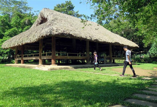 Gần 500.000 lượt khách về thăm Khu di tích lịch sử đặc biệt Tân Trào ảnh 1