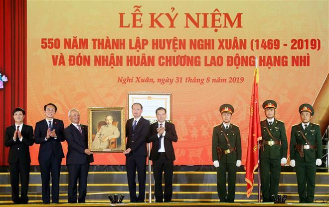Hà Tĩnh tổ chức lễ kỷ niệm 550 năm thành lập huyện Nghi Xuân ảnh 2