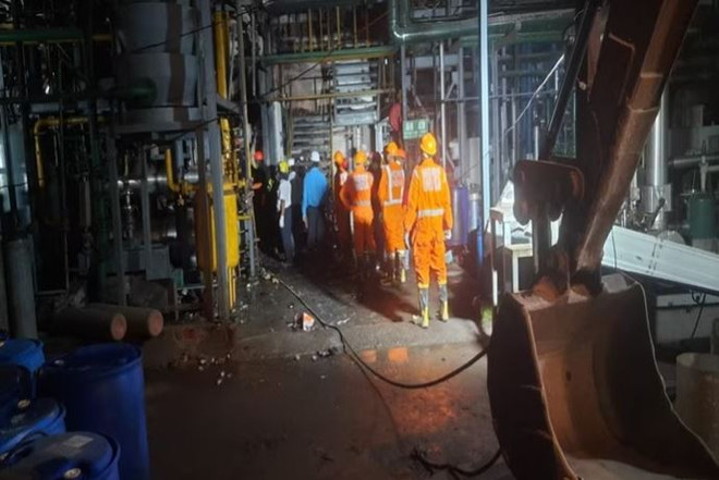 Ấn Độ: Cháy nhà máy dược phẩm, nhiều người còn mất tích ảnh 1