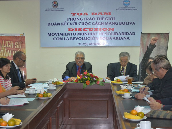Tọa đàm về phong trào đoàn kết với cách mạng Bolivar ảnh 1