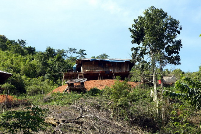 Di tích quốc gia đặc biệt Cụm tượng đài Kéo Pháo bị phá vỡ cảnh quan ảnh 2